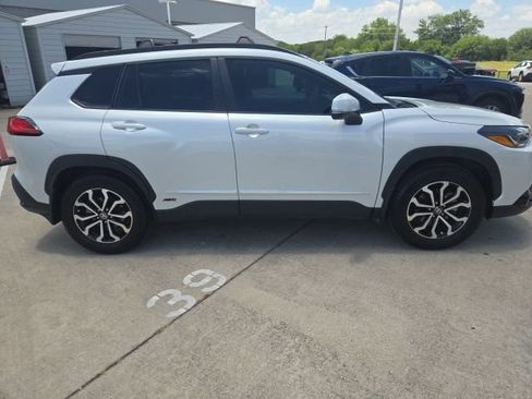 Used 2024 Toyota Corolla Cross AWD Hybrid image 7