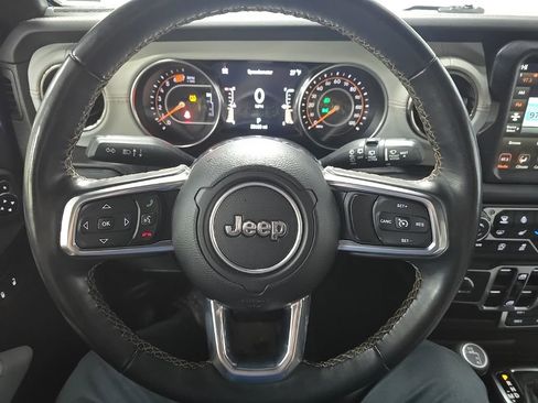 Used 2023 Jeep Wrangler Altitude image 18