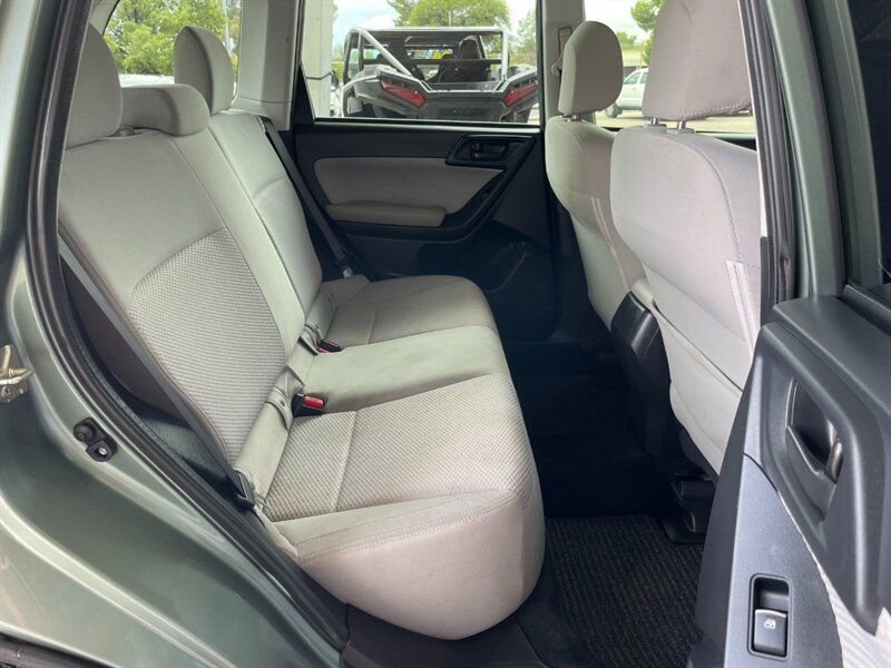 Used 2017 Subaru Forester 2.5i w/ Alloy Wheel Package AWD/4WD image 12
