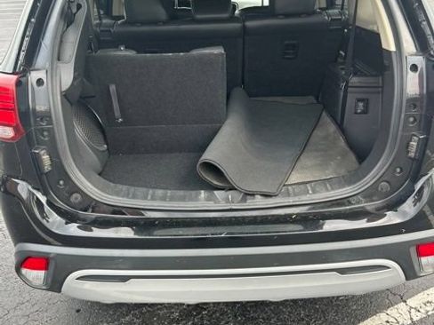 Used 2019 Mitsubishi Outlander SEL FWD image 11
