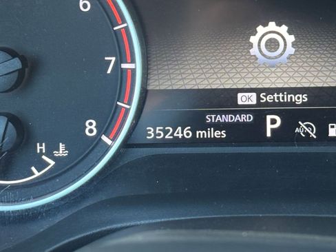 Used 2025 Nissan Rogue SV FWD image 42