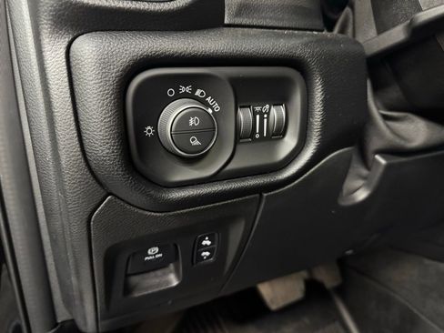 Used 2021 RAM 1500 Laramie image 25