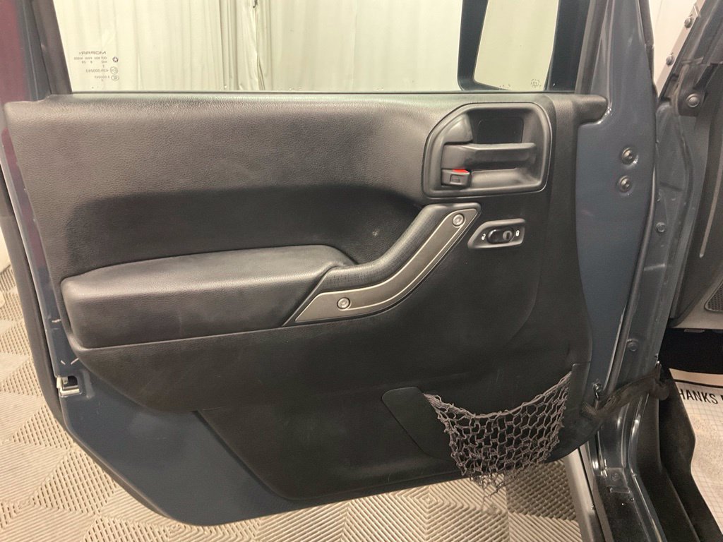 Used 2018 Jeep Wrangler Unlimited Sport AWD/4WD image 14