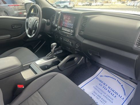 Used 2024 Nissan Frontier S image 10