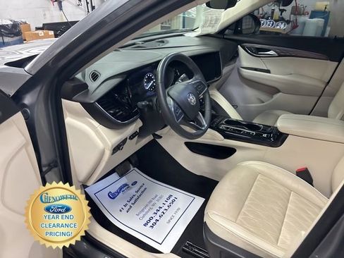 Used 2021 Buick Envision Avenir w/ Technology Package II image 5