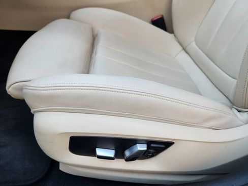 Used 2018 BMW 530i image 23