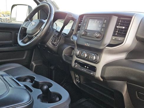 Used 2022 RAM 2500 Tradesman image 28