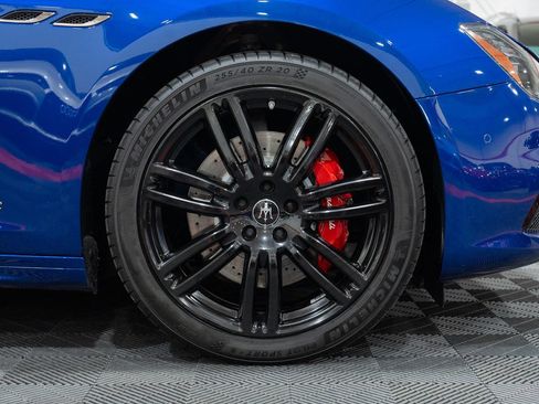 Used 2021 Maserati Ghibli S GranSport RWD image 15