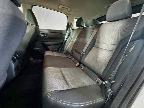 Used 2025 Nissan Rogue SV FWD image 26