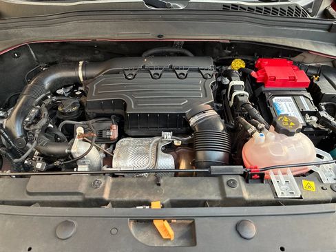 Used 2023 Jeep Renegade Latitude AWD/4WD image 25