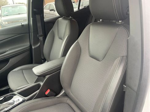 Used 2025 Buick Encore GX Preferred image 36