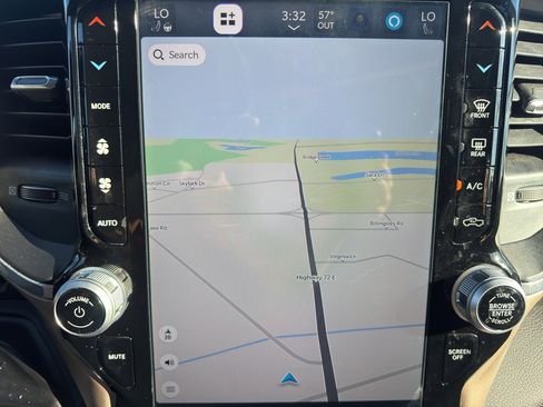 Used 2022 RAM 2500 Laramie image 25