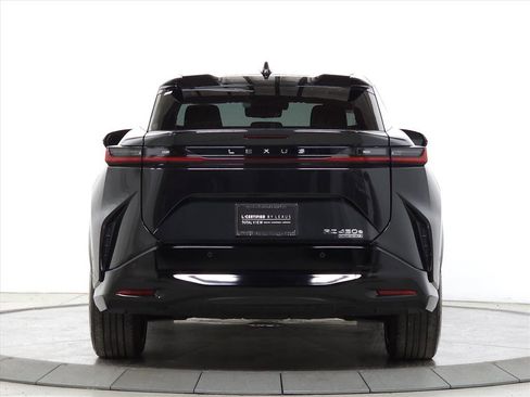 Used 2023 Lexus RZ 450e Premium image 7