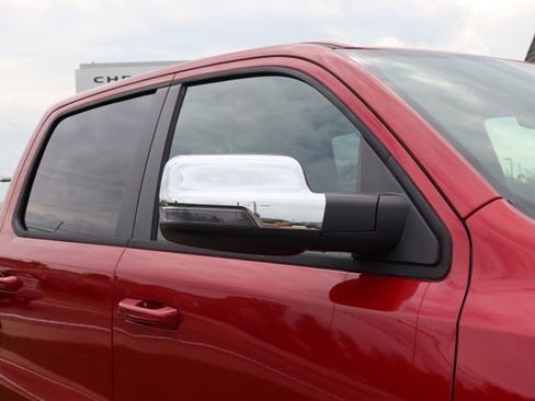 Used 2026 RAM 1500 Laramie AWD/4WD image 2