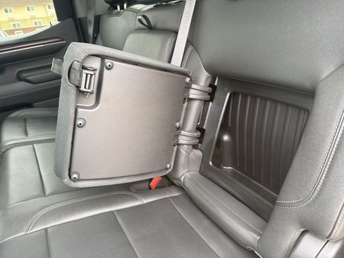 Used 2024 GMC Sierra 1500 SLT w/ SLT Premium Plus Package image 40