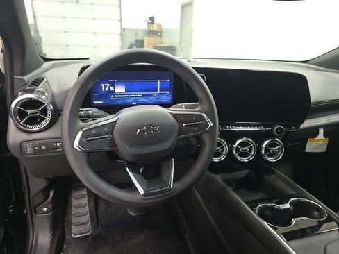 New 2026 Chevrolet Blazer EV LT w/ Midnight/Sport Edition image 11