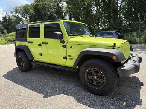 Used 2017 Jeep Wrangler Unlimited Sport w/ Quick Order Package 24S AWD/4WD image 15