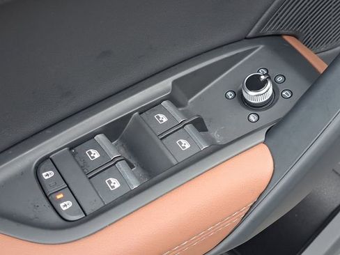 Used 2024 Audi Q5 2.0T Premium Plus image 21