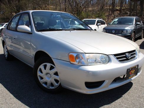 Used 2002 Toyota Corolla LE FWD image 4