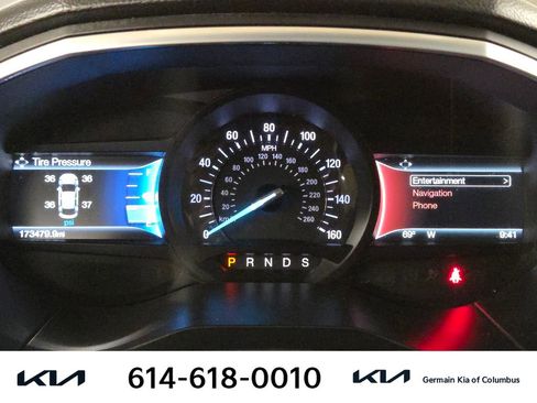 Used 2018 Ford Edge Titanium w/ Equipment Group 301A FWD image 23