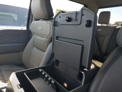 New 2026 Ford F450 Platinum w/ Platinum Plus Package image 23