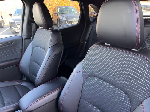 New 2026 Ford Escape ST-Line w/ Tech Pack #1 image 31