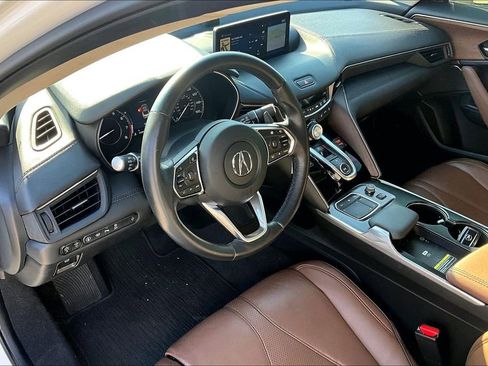 Used 2023 Acura TLX Advance image 16