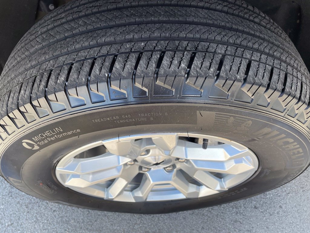 Used 2026 Chevrolet Silverado 1500 RST AWD/4WD image 27