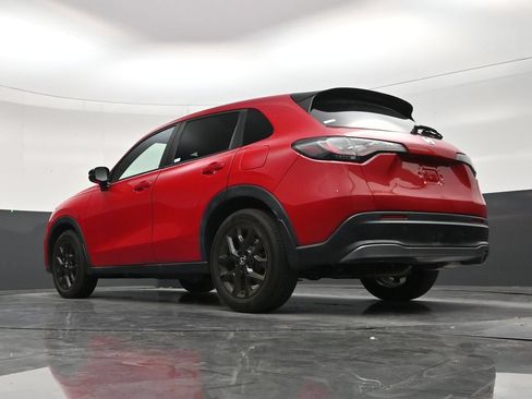 Used 2025 Honda HR-V Sport image 21