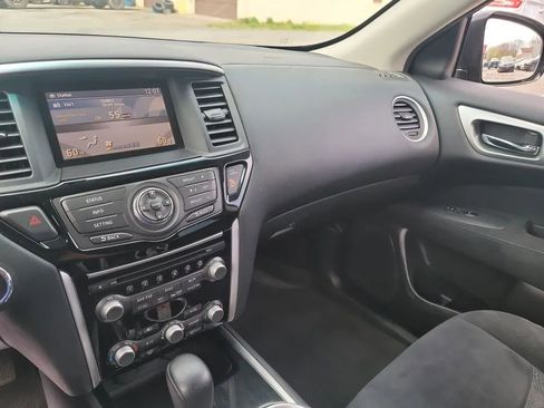 Used 2015 Nissan Pathfinder SV w/ Cargo Package AWD/4WD image 16