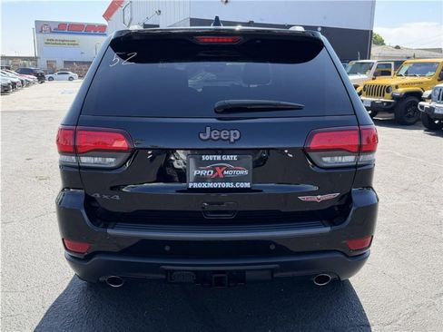 Used 2018 Jeep Grand Cherokee Trailhawk w/ Trailhawk Luxury Group image 5