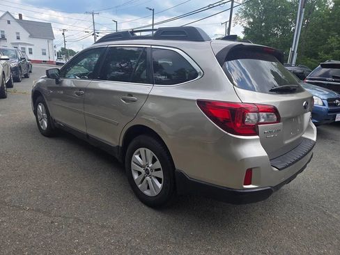Used 2016 Subaru Outback 2.5i Premium AWD/4WD image 24