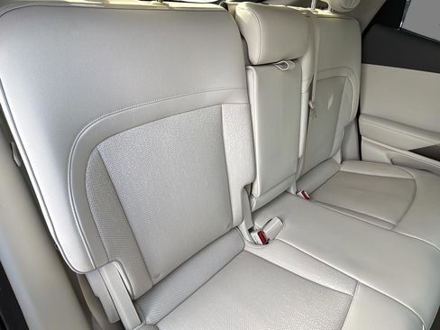 Certified 2023 Genesis GV60 Advanced image 42