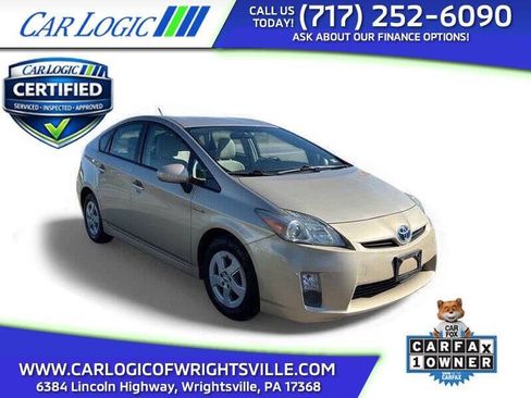 Used 2011 Toyota Prius Two FWD image 1