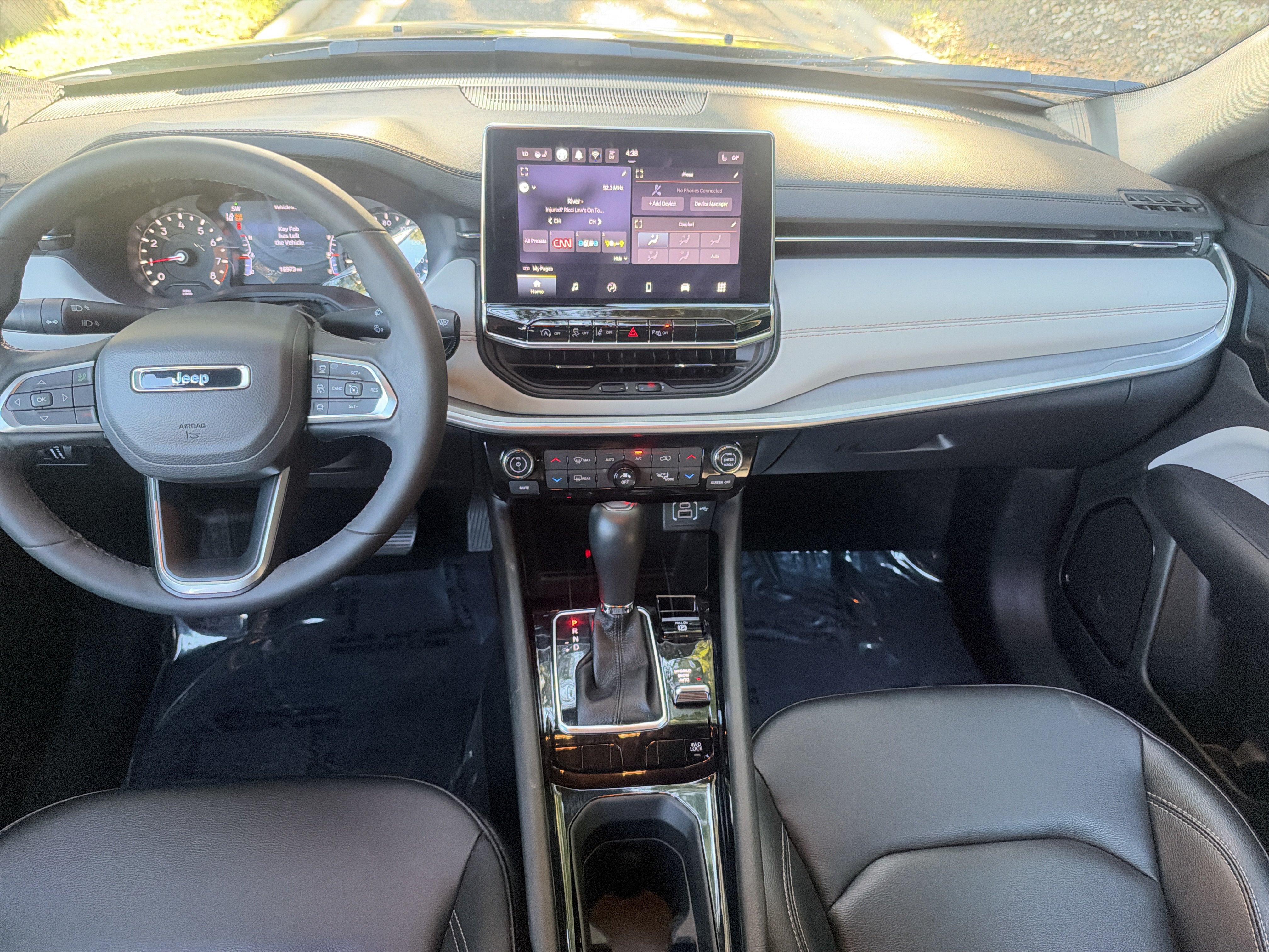 Used 2025 Jeep Compass Limited AWD/4WD image 26