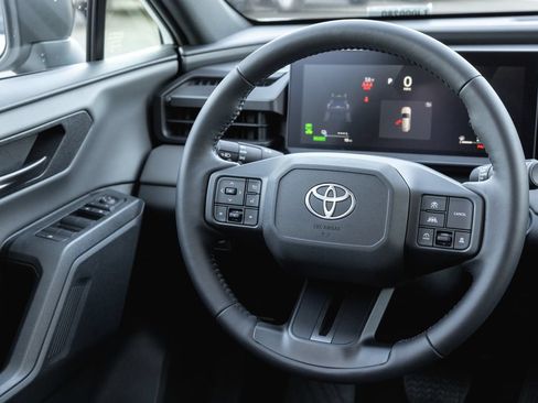 New 2026 Toyota RAV4 SE AWD/4WD image 13