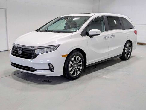 Certified 2024 Honda Odyssey EX-L image 1
