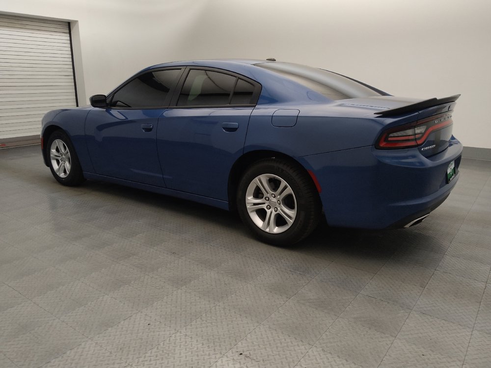Used 2022 Dodge Charger SXT RWD image 3