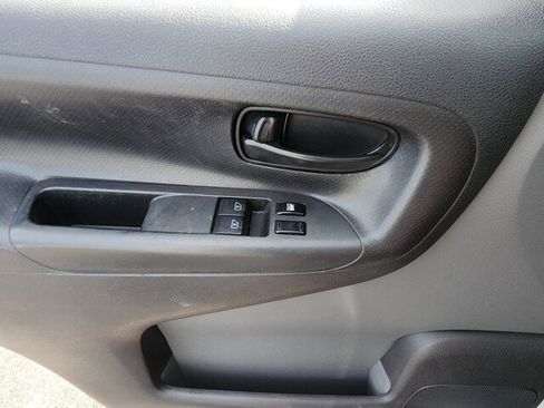 Used 2018 Nissan NV200 S image 10