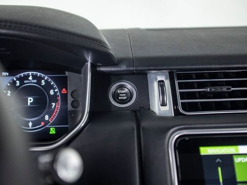Used 2019 Land Rover Range Rover HSE image 36