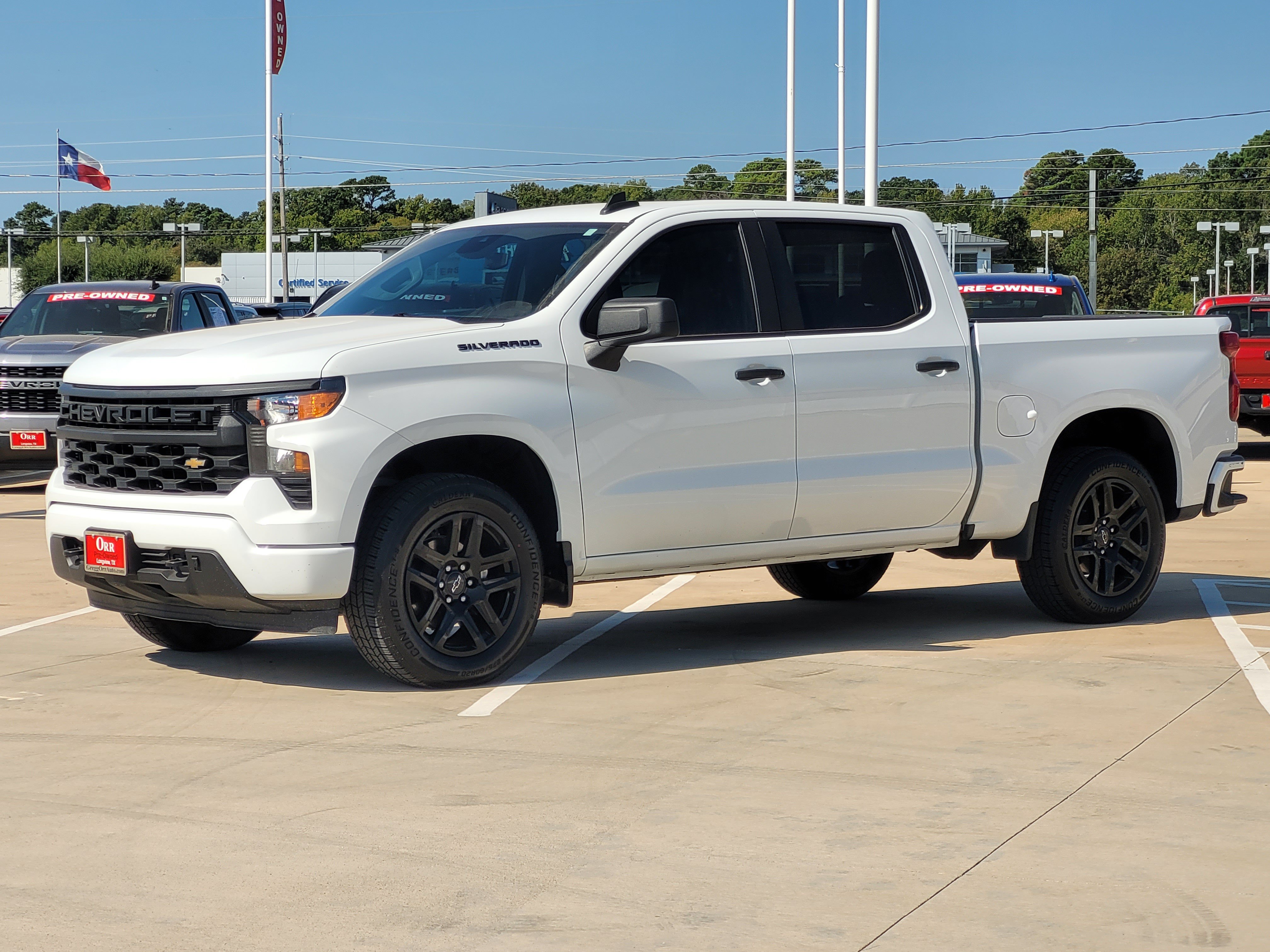 Used 2022 Chevrolet Silverado 1500 Custom AWD/4WD image 3