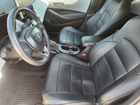 Used 2025 Toyota Corolla FX w/ Convenience Package FWD image 10