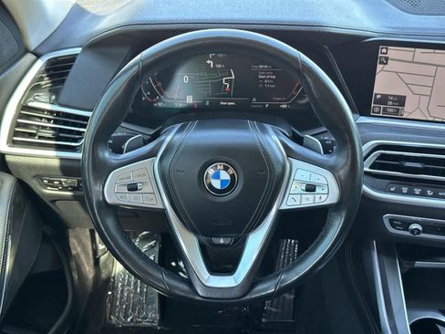 Used 2022 BMW X7 xDrive40i w/ Premium Package image 10
