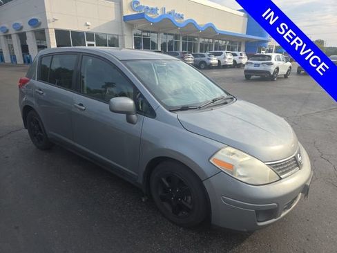 Used 2007 Nissan Versa Hatchback w/ ABS Pkg FWD image 1