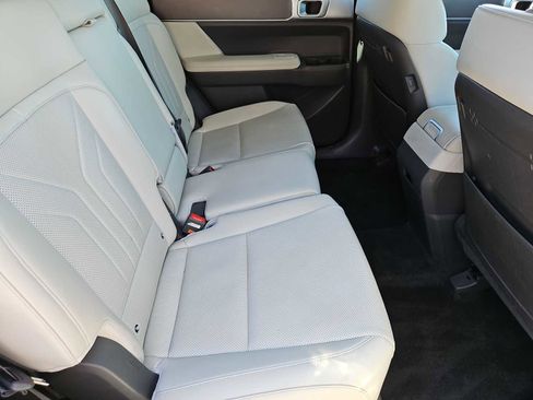 Used 2024 Hyundai Santa Fe SEL image 20