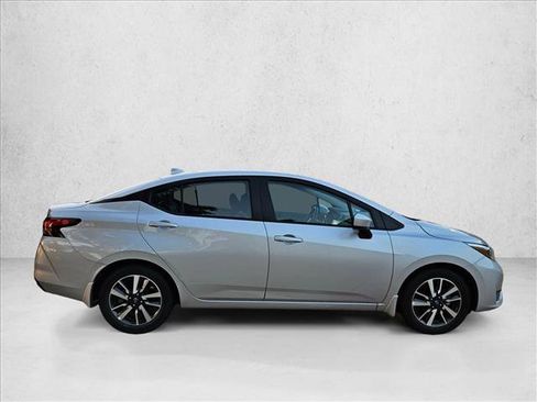 Used 2025 Nissan Versa SV w/ Trunk Package FWD image 4