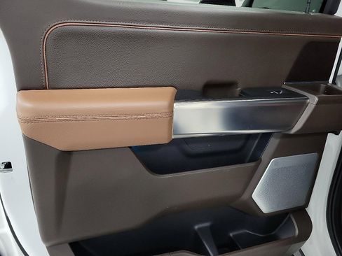 Used 2024 Ford F150 King Ranch w/ FX4 Off-Road Package image 10