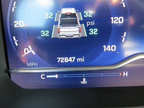 Certified 2022 Chevrolet Silverado 1500 LT AWD/4WD image 24