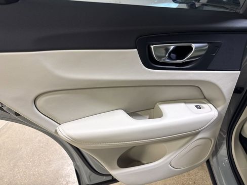 New 2026 Volvo XC60 B5 Ultra w/ Protection Package Premier image 20