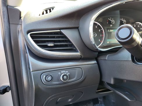 Used 2018 Buick Encore Preferred image 12